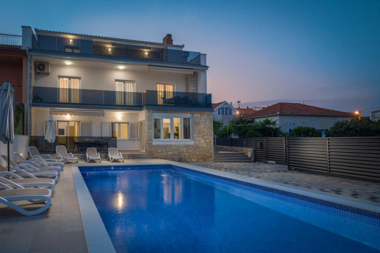 Apartments Apollo Τρογκίρ Εξωτερικό φωτογραφία